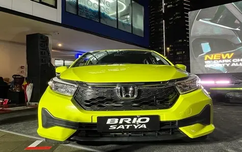Honda Brio Satya E CVT LCGC Termahal Namun Paling Laris, Kenapa Bisa Begitu?